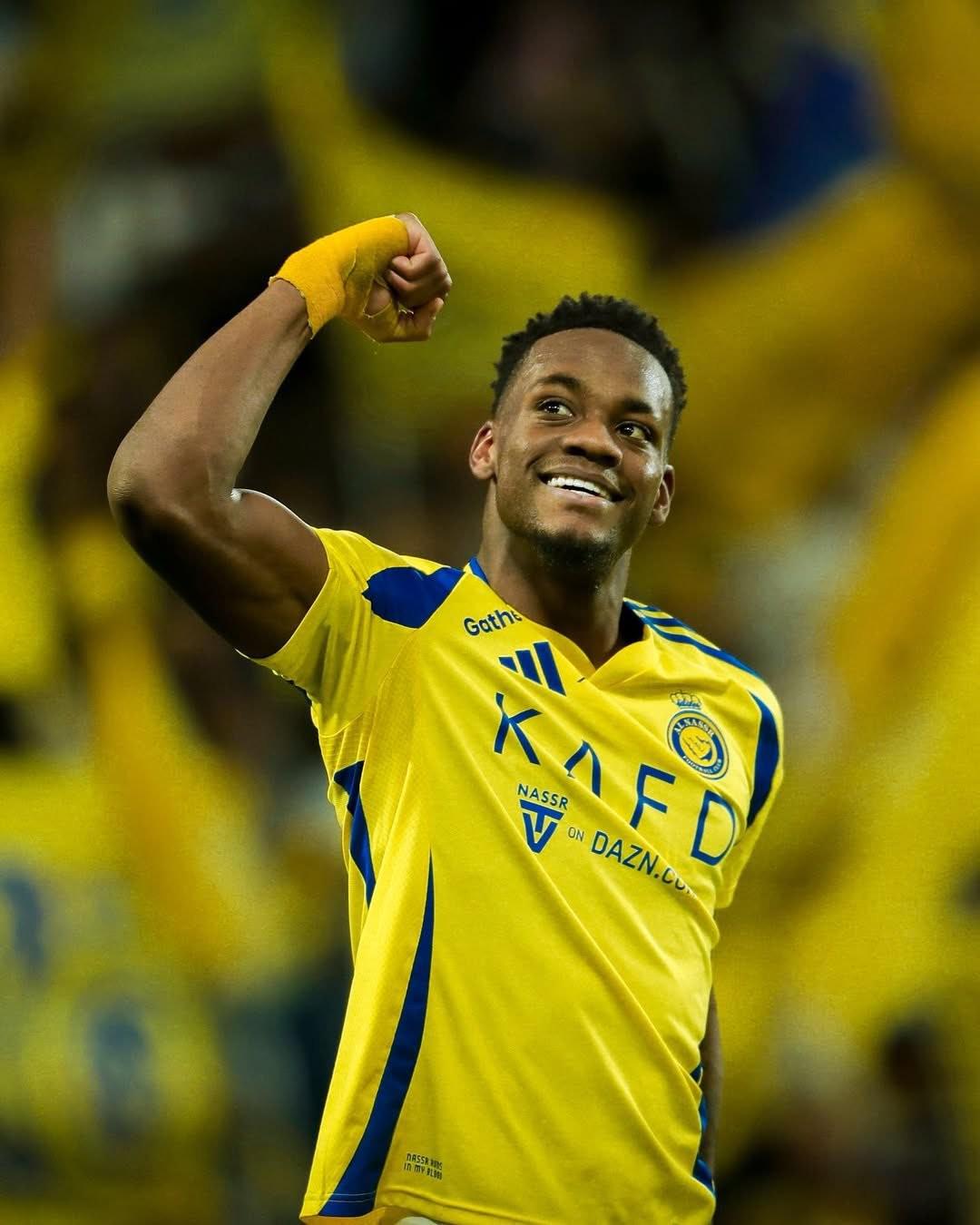 开云体育平台APP-包含费内巴切球员集体义务者共度难关的词条