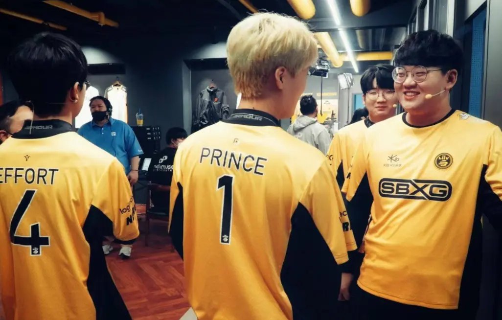 开云官网-BRO横扫BLG，Peanut极限生还后反打激烈交锋成都决赛之夜，让粉丝疯狂欢呼的简单介绍